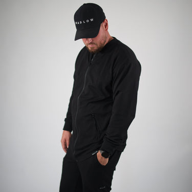 Model is 6'4", 240 lbs, wearing size Large