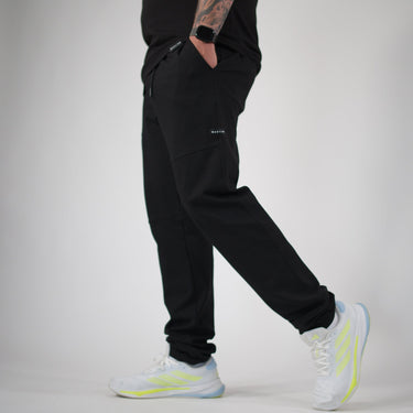 Model is 6'4", 240 lbs, wearing size Medium